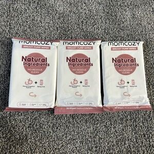 Momcozy Breast Pump Wipes - White and Pink